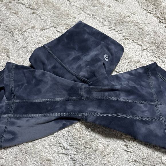 Lululemon Align High Rise Short 6" - Picture 5 of 6